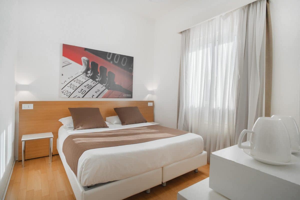 Felix Hotels_Residence Hotel Grandi Magazzini_Camera Classic (2)