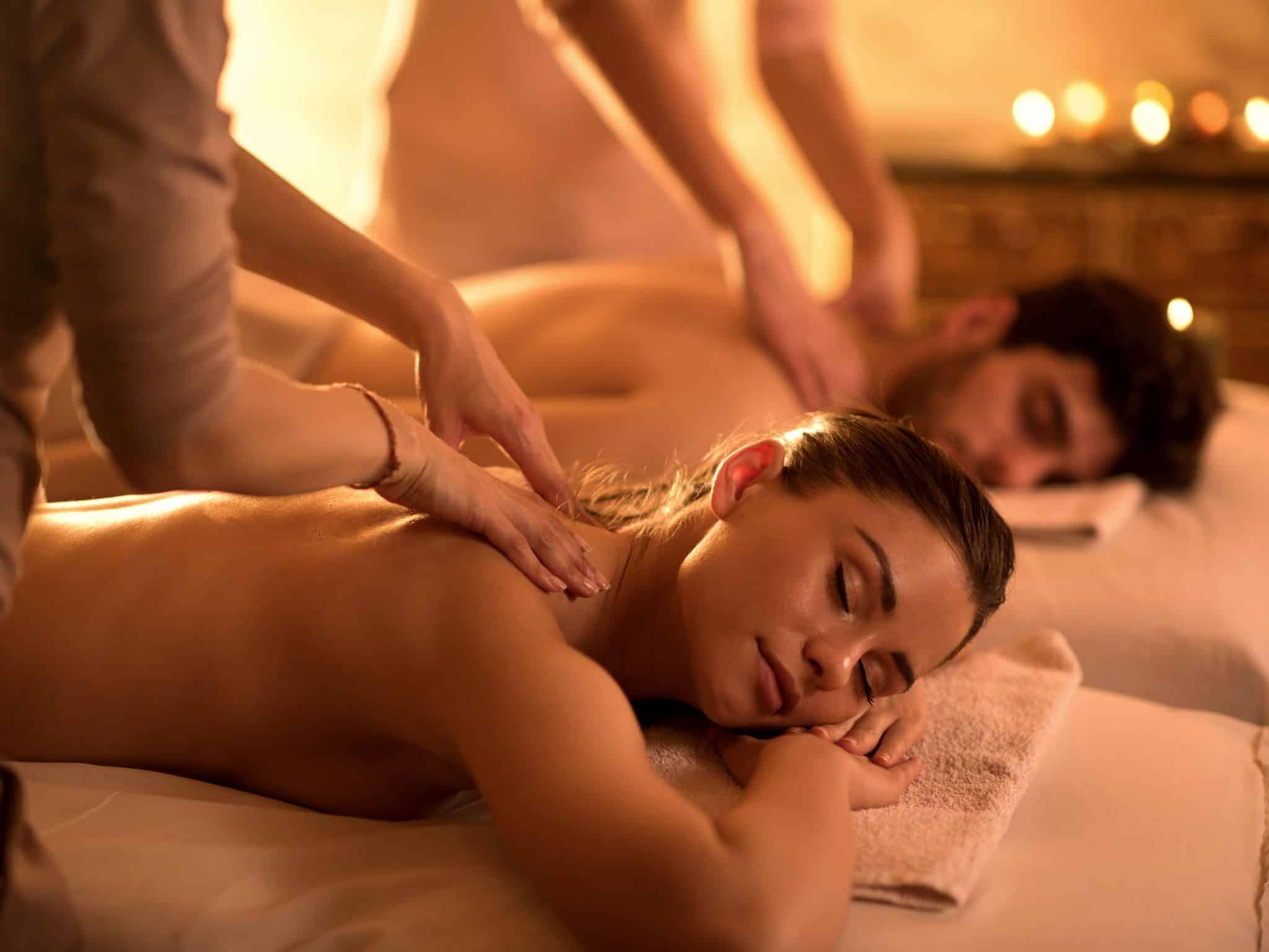 Felix-Romantic-SPA-massaggio-coppia2