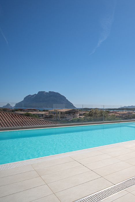 Header Mob Felix Hotels_Porto San Paolo_Piscina