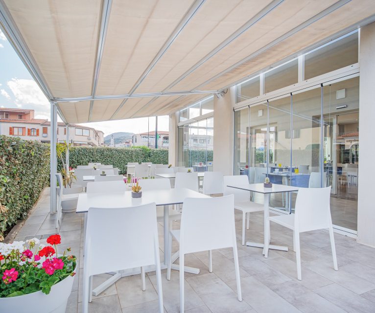 Felix Hotels_Porto San Paolo_Felix Bistrot_sala (4)