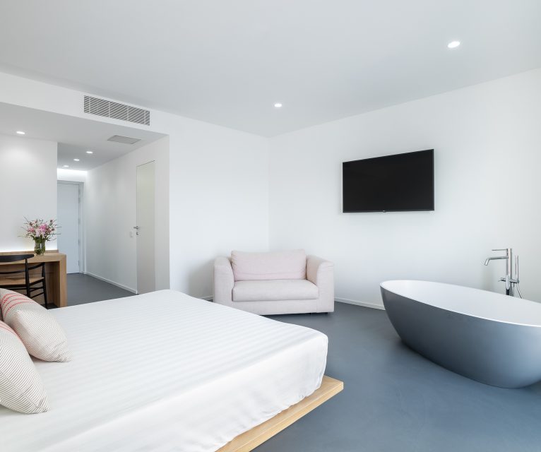 Felix_hotel_Olbia_Romantic_Suite_1