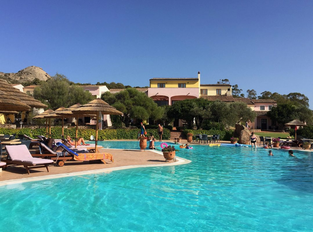 Hotel Baja Sardinia Airone 4 stelle Sardegna